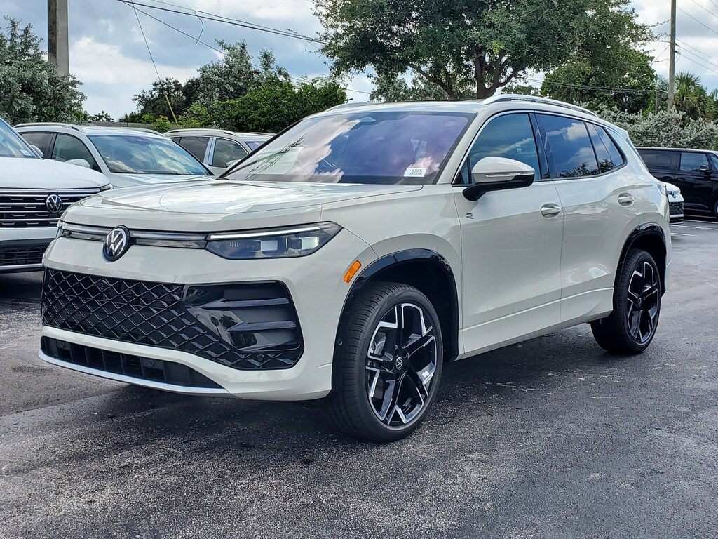 New 2026 Volkswagen Tiguan 2.0T SEL R-Line Turbo SUV