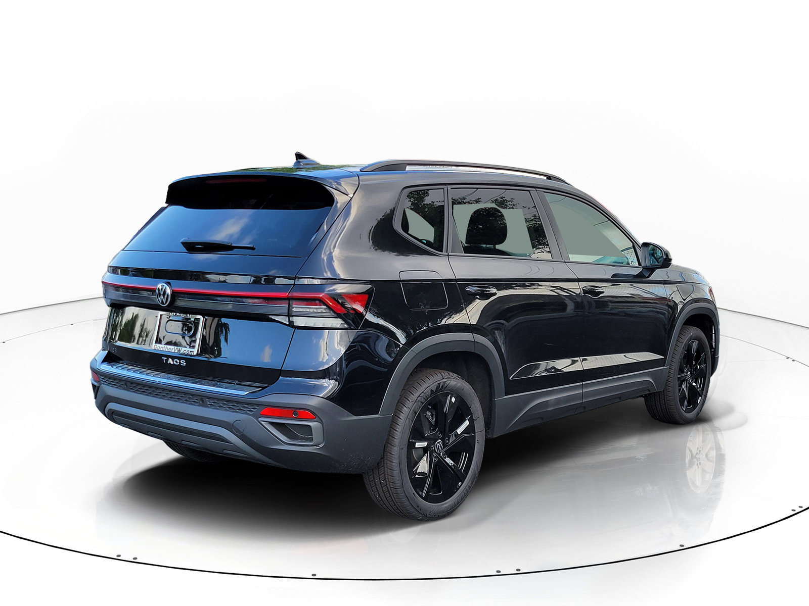 New 2027 Volkswagen Taos 1.5T SE Black SUV