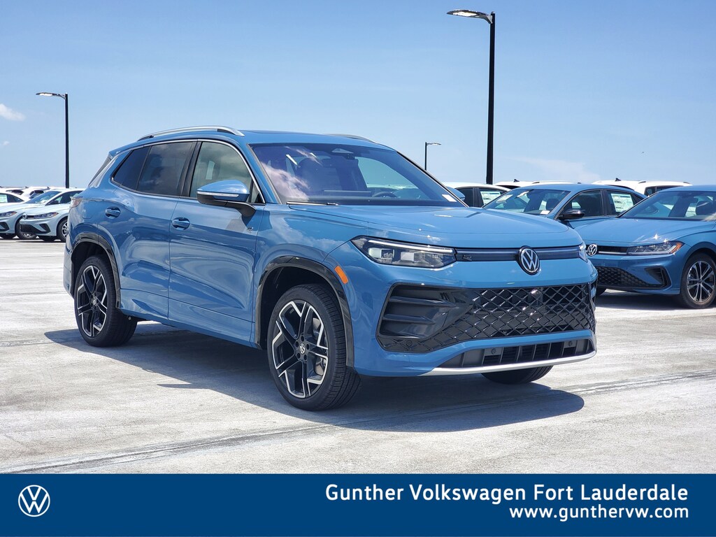 New 2026 Volkswagen Tiguan 2.0T SEL R-Line SUV