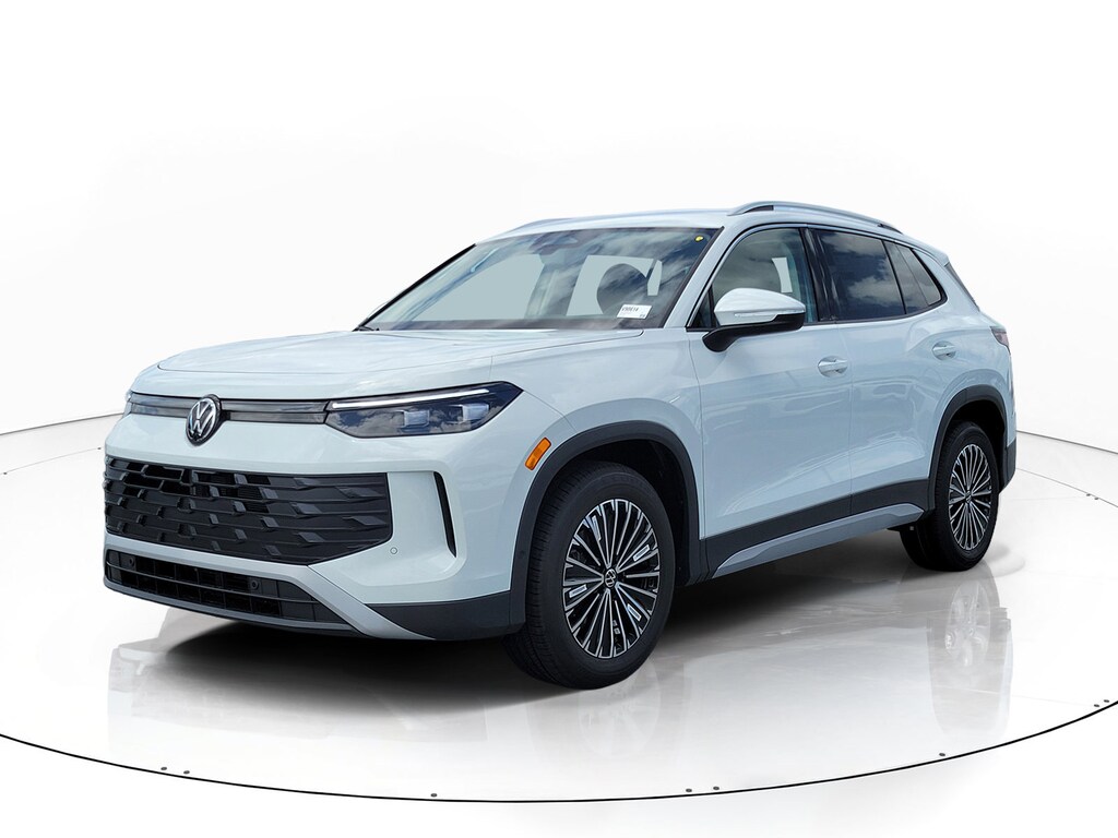 New 2026 Volkswagen Tiguan S SUV