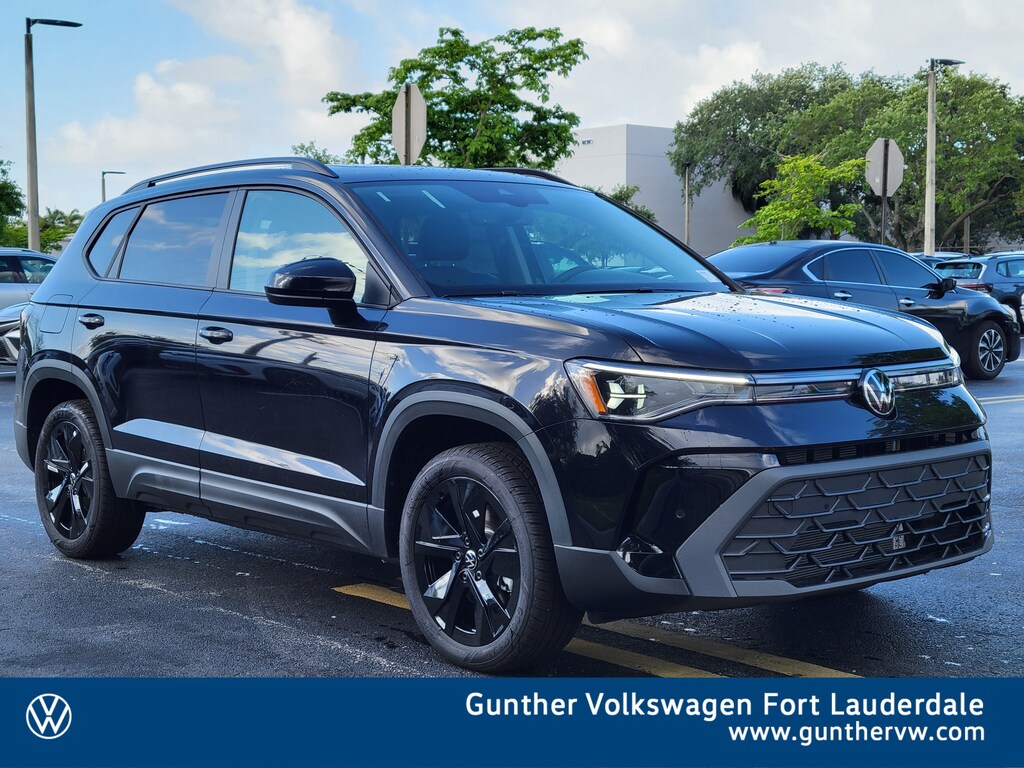 New 2027 Volkswagen Taos 1.5T SE Black SUV