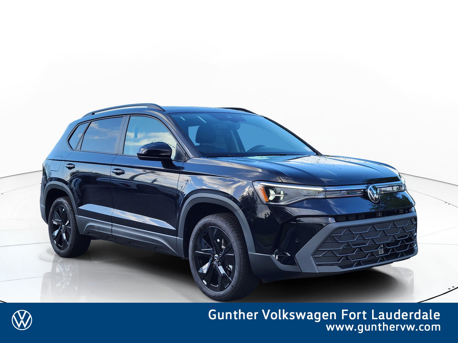 New 2027 Volkswagen Taos 1.5T SE Black SUV