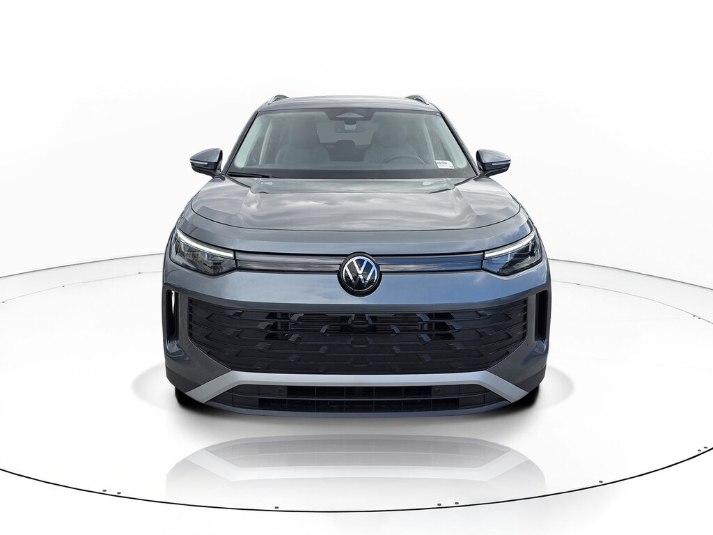 New 2026 Volkswagen Tiguan 2.0T SE SUV