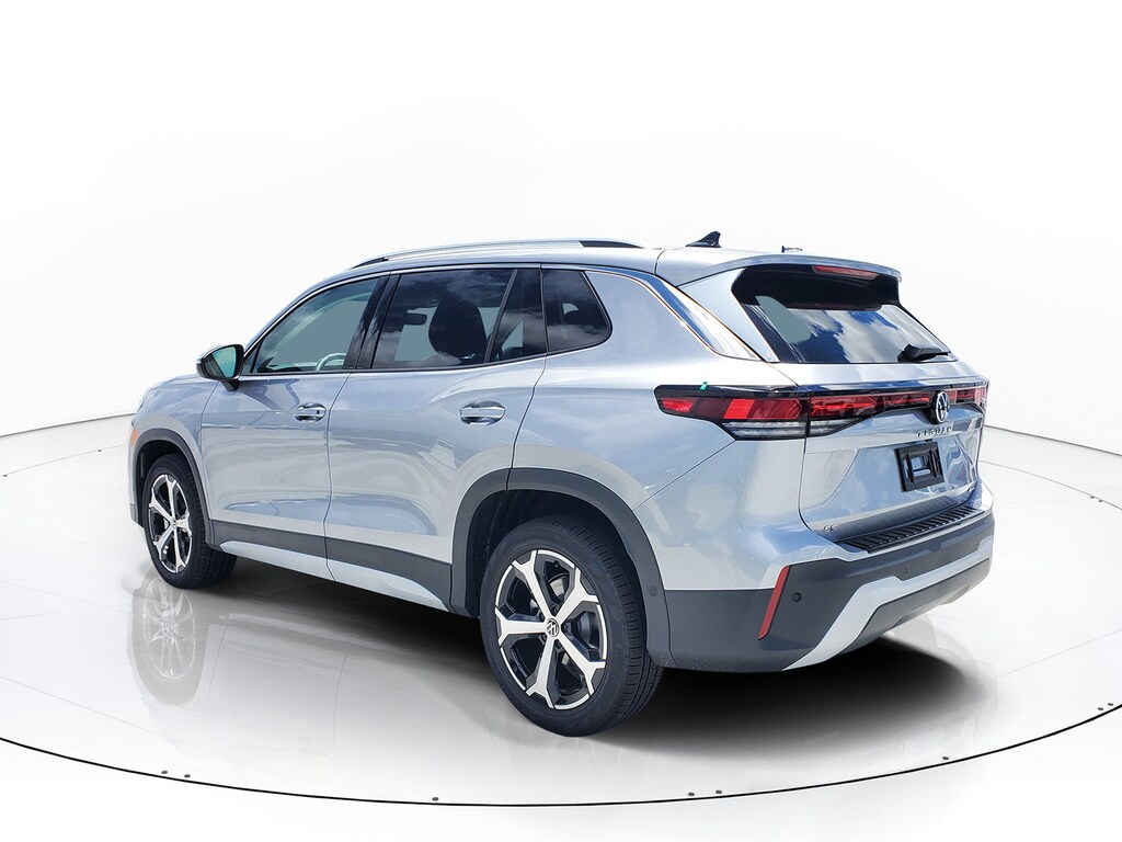 New 2026 Volkswagen Tiguan SE SUV