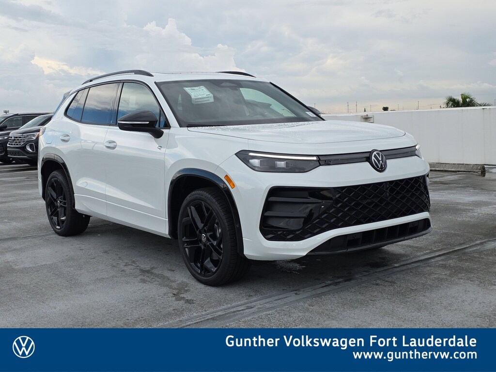 New 2025 Volkswagen Tiguan 2.0T SE R-Line Black SUV