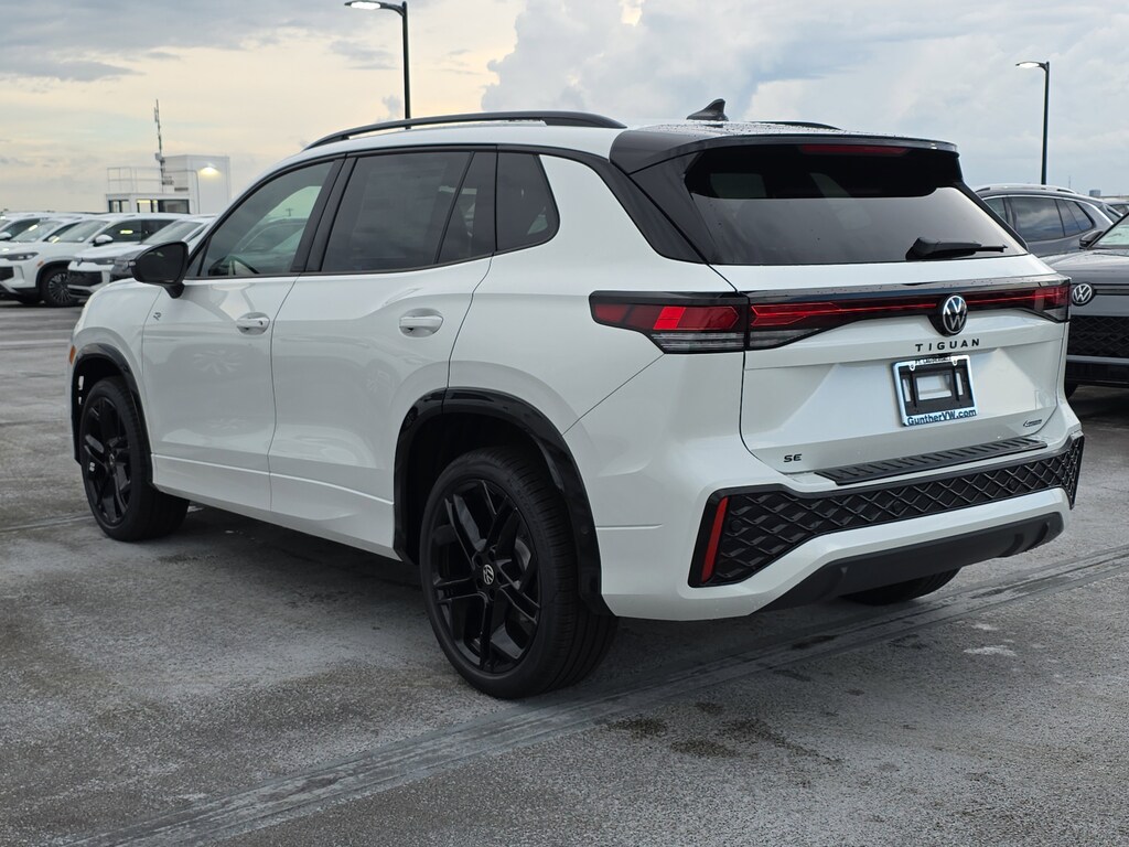 New 2025 Volkswagen Tiguan 2.0T SE R-Line Black SUV