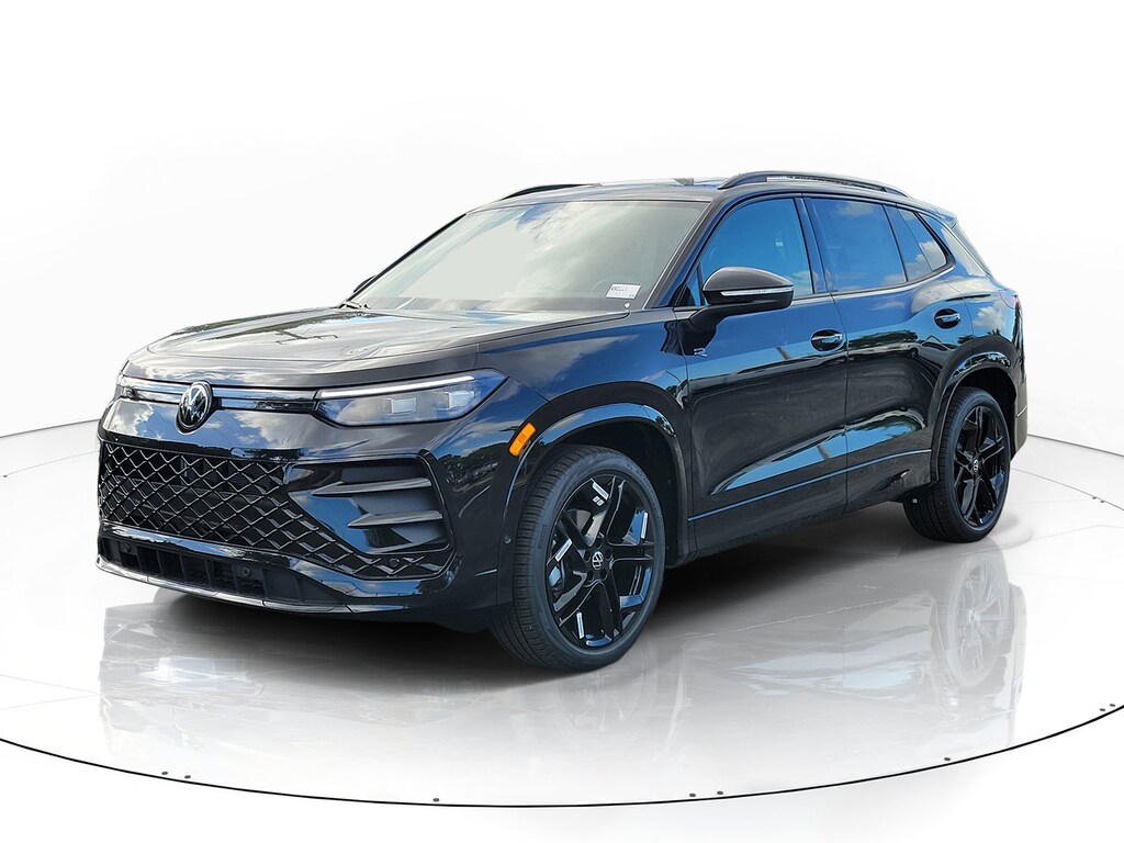 New 2026 Volkswagen Tiguan SE R-Line Black SUV