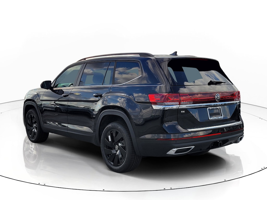 New 2026 Volkswagen Atlas SE w/Technology SUV