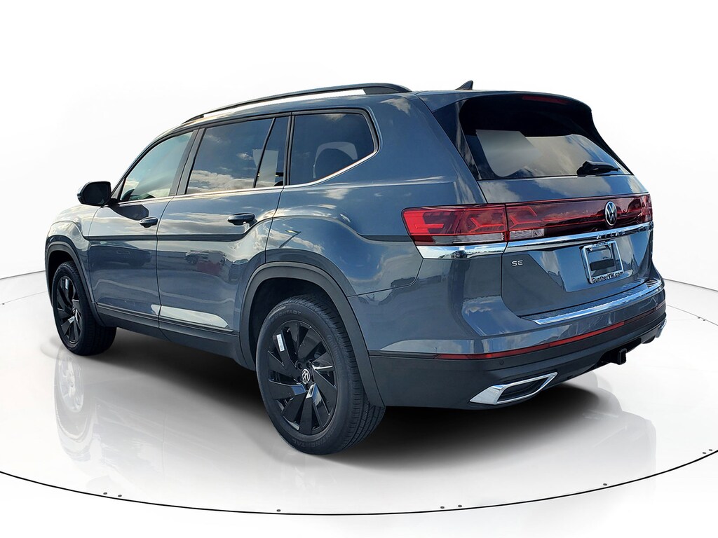 New 2026 Volkswagen Atlas SE w/Technology SUV