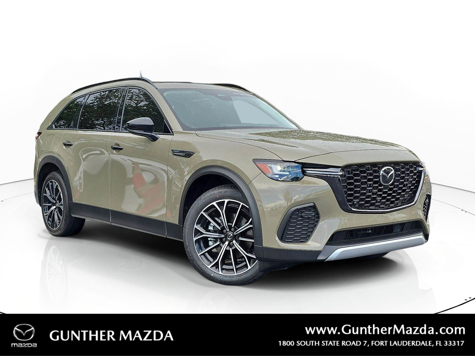 2025 Mazda CX-70's photo