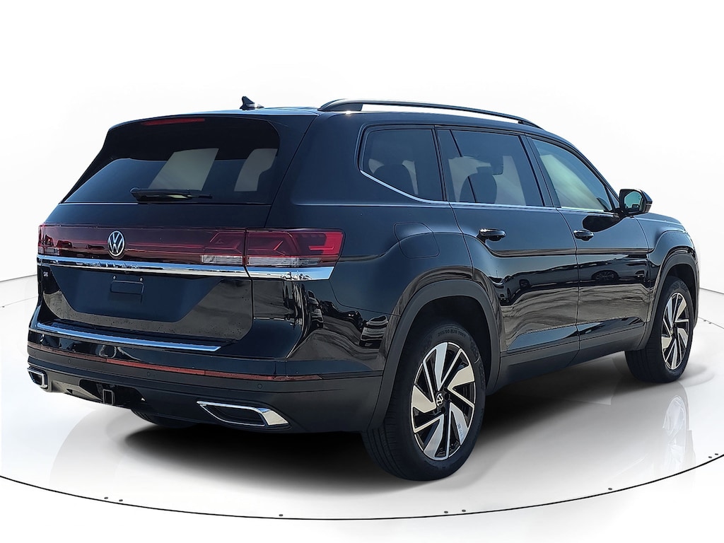 New 2026 Volkswagen Atlas SE w/Technology SUV