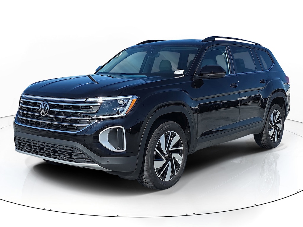 New 2026 Volkswagen Atlas SE w/Technology SUV