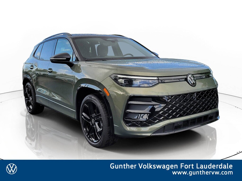 New 2026 Volkswagen Tiguan 2.0T SE R-Line Black SUV