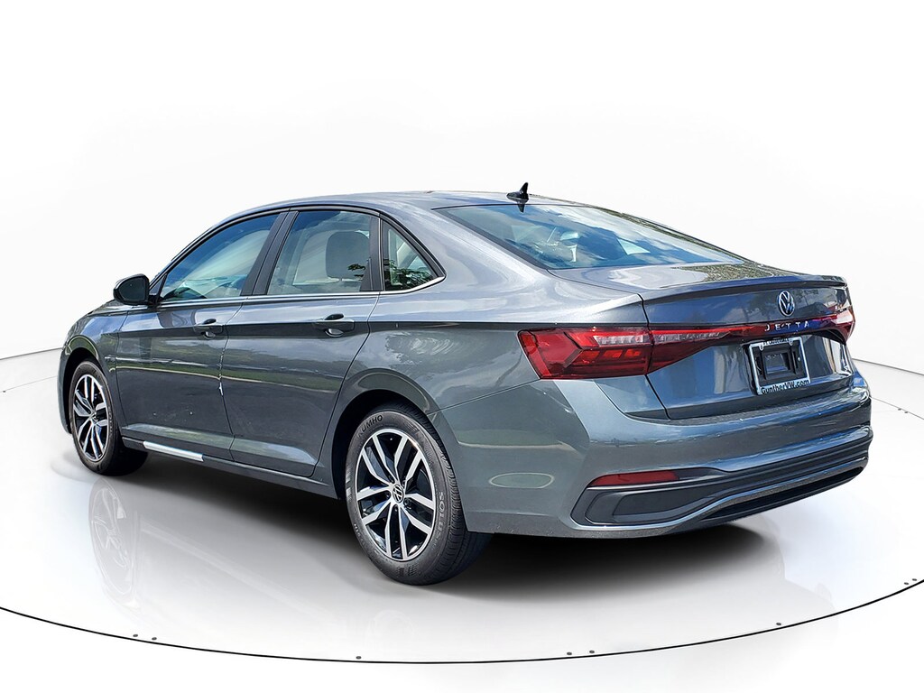 New 2026 Volkswagen Jetta 1.5T SE Sedan