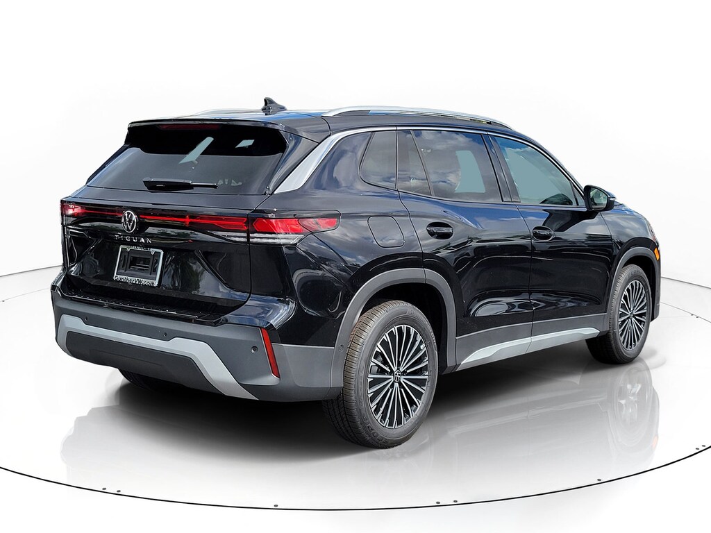 New 2026 Volkswagen Tiguan 2.0T S SUV