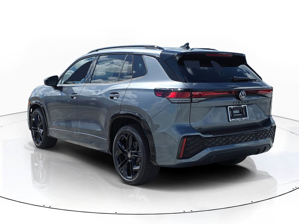 New 2026 Volkswagen Tiguan 2.0T SE R-Line Black SUV