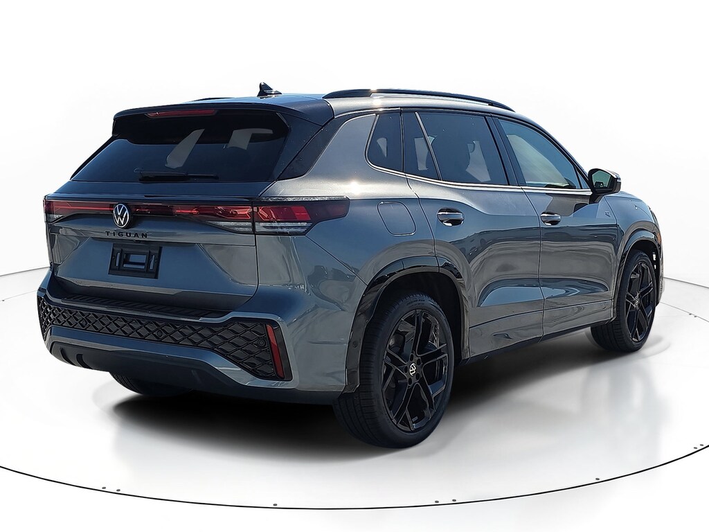 New 2026 Volkswagen Tiguan 2.0T SE R-Line Black SUV