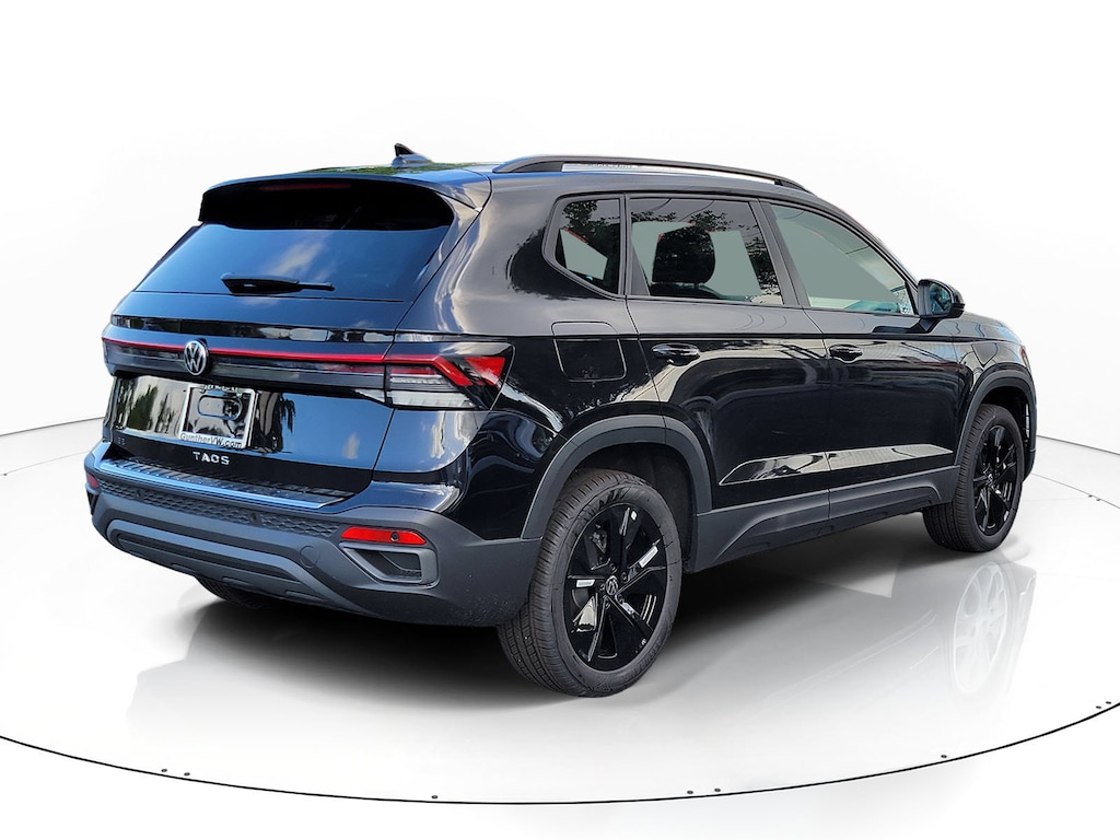 Used 2026 Volkswagen Taos 1.5T SE Black SUV