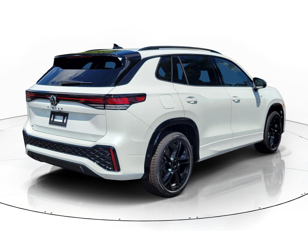 New 2026 Volkswagen Tiguan 2.0T SE R-Line Black SUV
