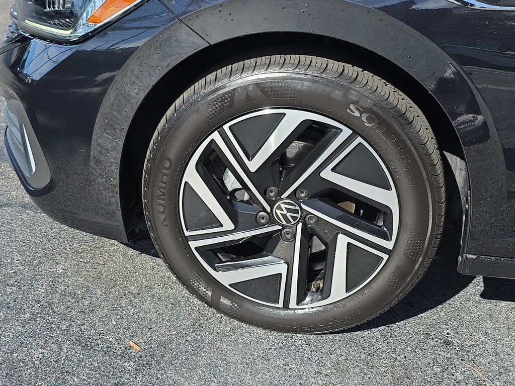 Certified 2022 Volkswagen Jetta 1.5T SEL Sedan