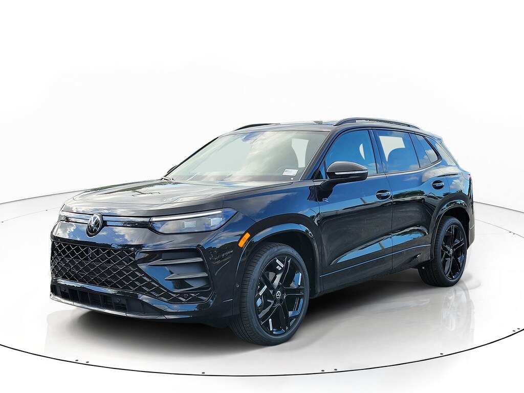 New 2026 Volkswagen Tiguan SE R-Line Black SUV