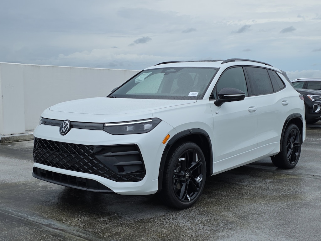 New 2025 Volkswagen Tiguan 2.0T SE R-Line Black SUV