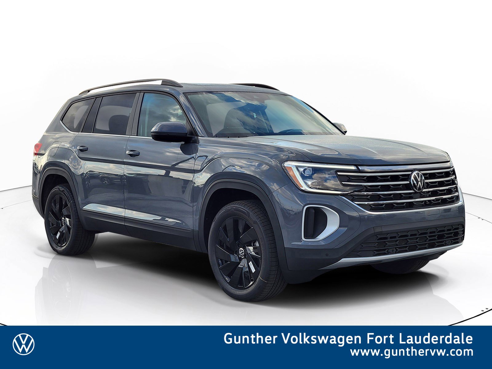 New 2026 Volkswagen Atlas SE w/Technology SUV