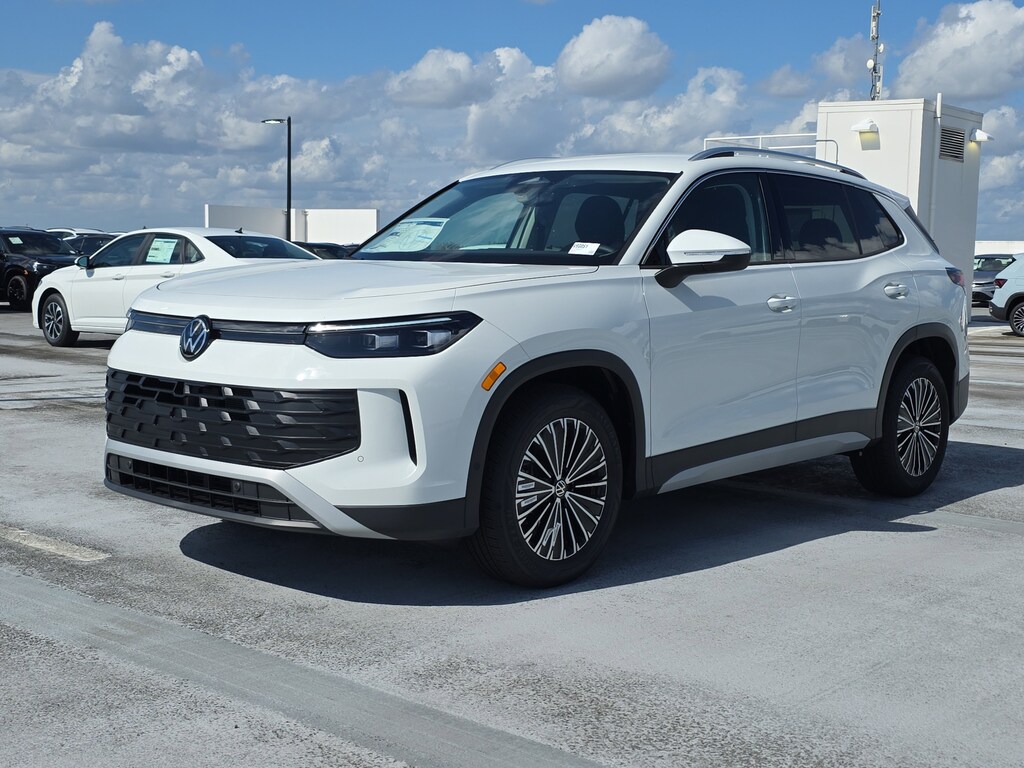 New 2026 Volkswagen Tiguan 2.0T S SUV