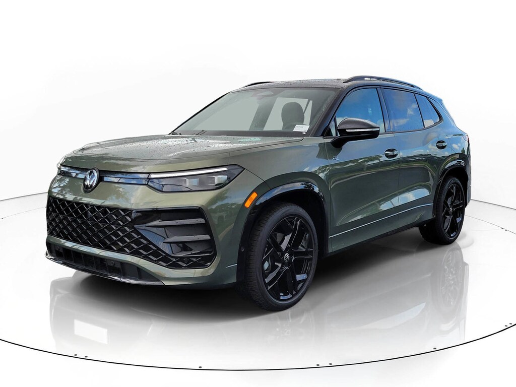 New 2026 Volkswagen Tiguan 2.0T SE R-Line Black SUV