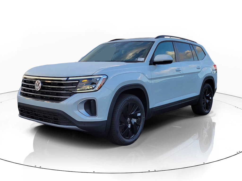 New 2026 Volkswagen Atlas SE w/Technology SUV