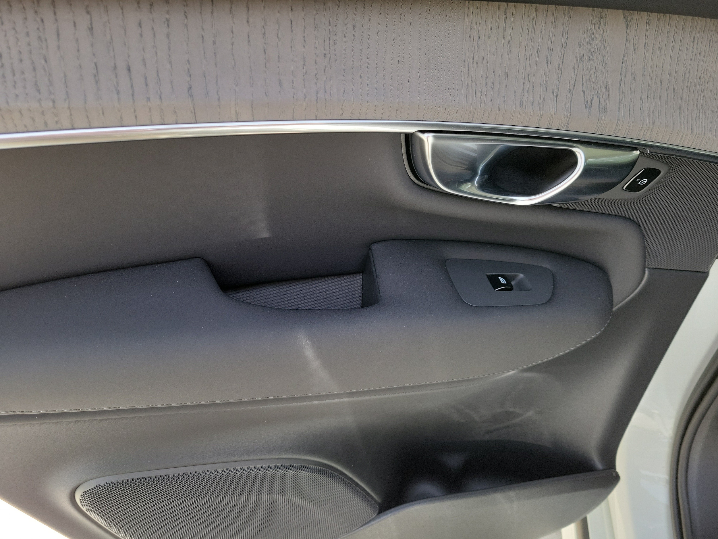 2025 Volvo XC90 Ultra - Photo 16
