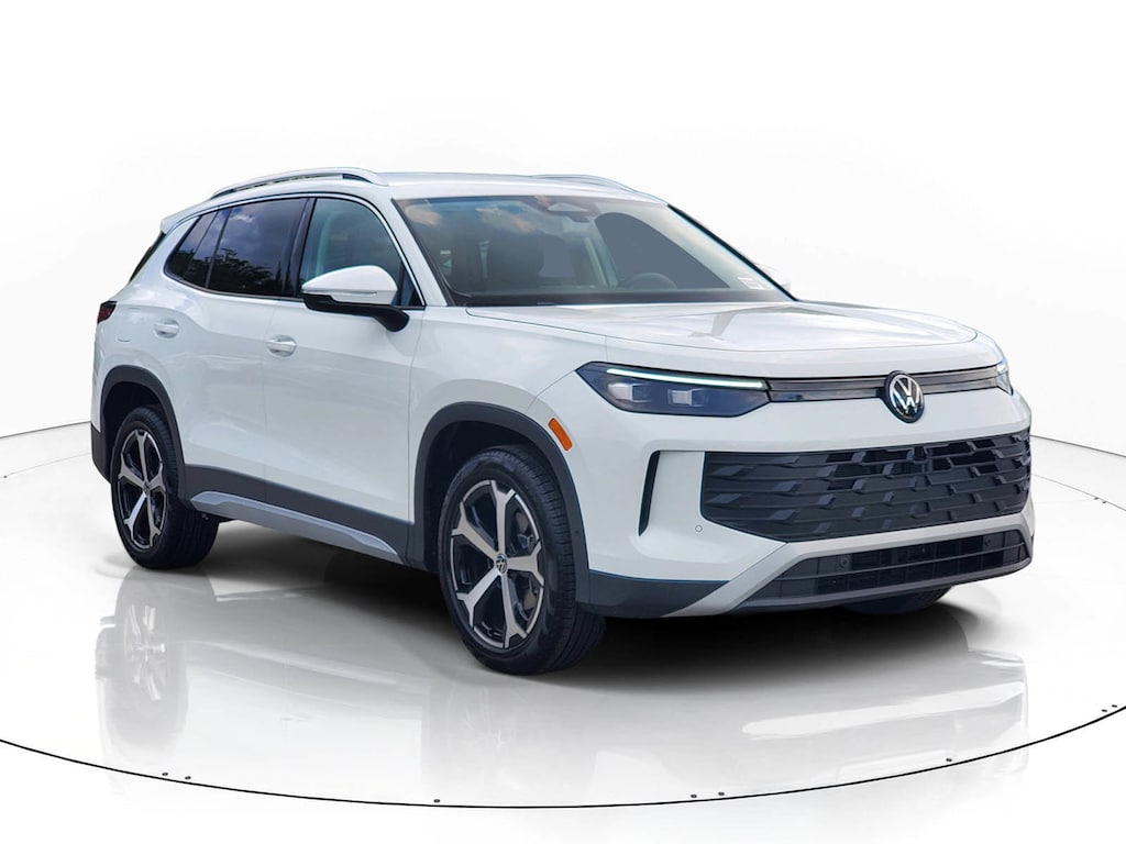 New 2026 Volkswagen Tiguan SE SUV