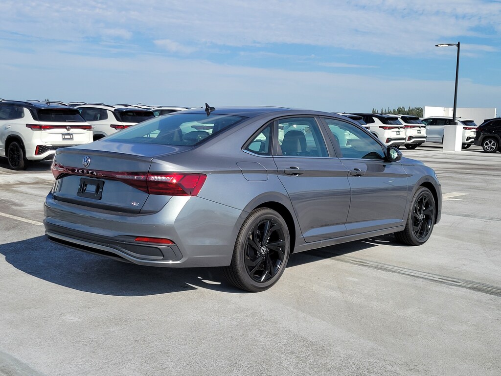 New 2026 Volkswagen Jetta 1.5T SE Sedan