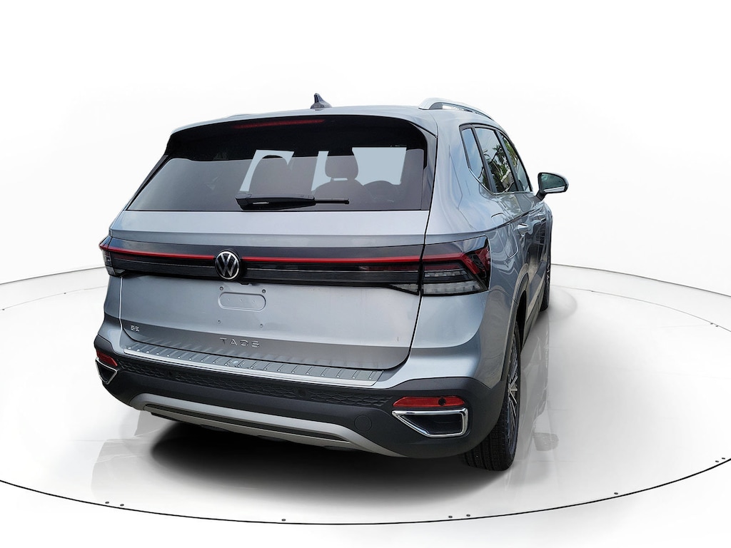 New 2026 Volkswagen Taos 1.5T SE SUV