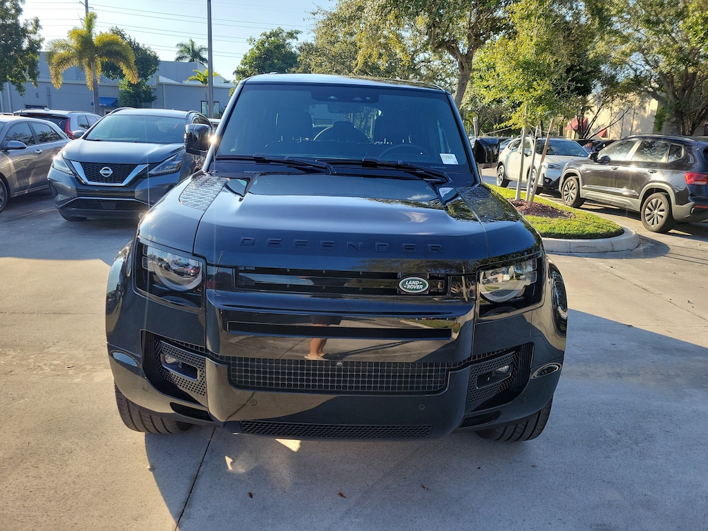Used 2024 Land Rover Defender X-Dynamic SE SUV