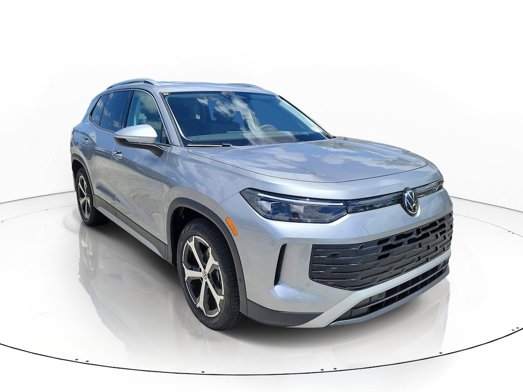New 2026 Volkswagen Tiguan 2.0T SE SUV