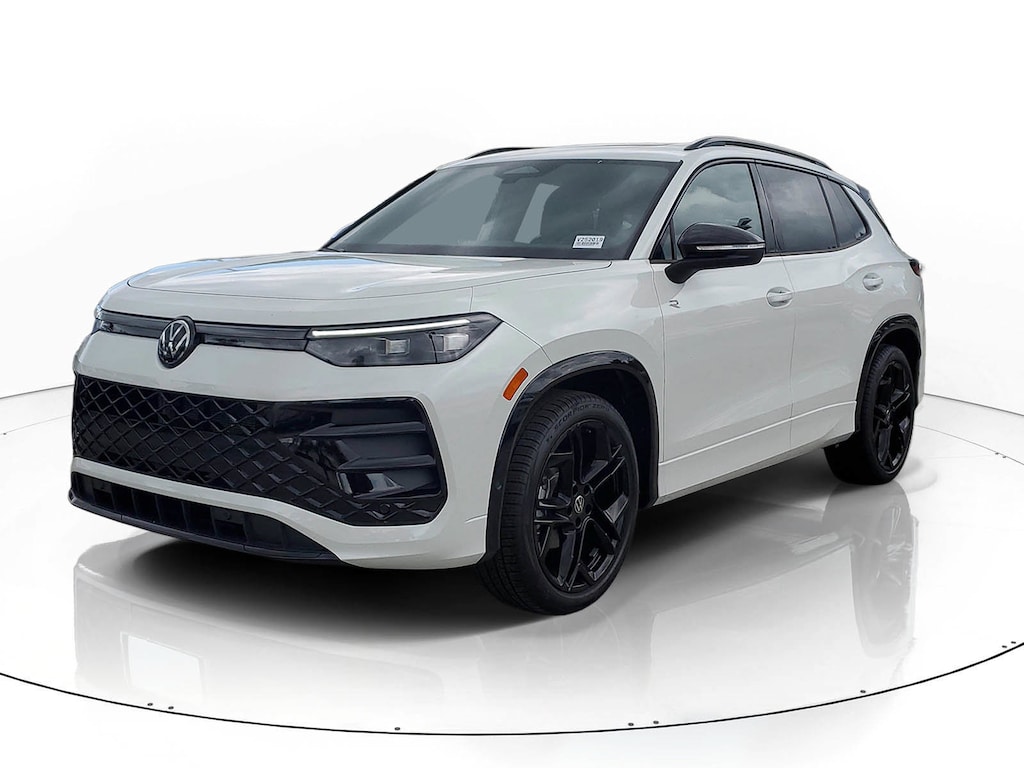 New 2026 Volkswagen Tiguan SE R-Line Black SUV
