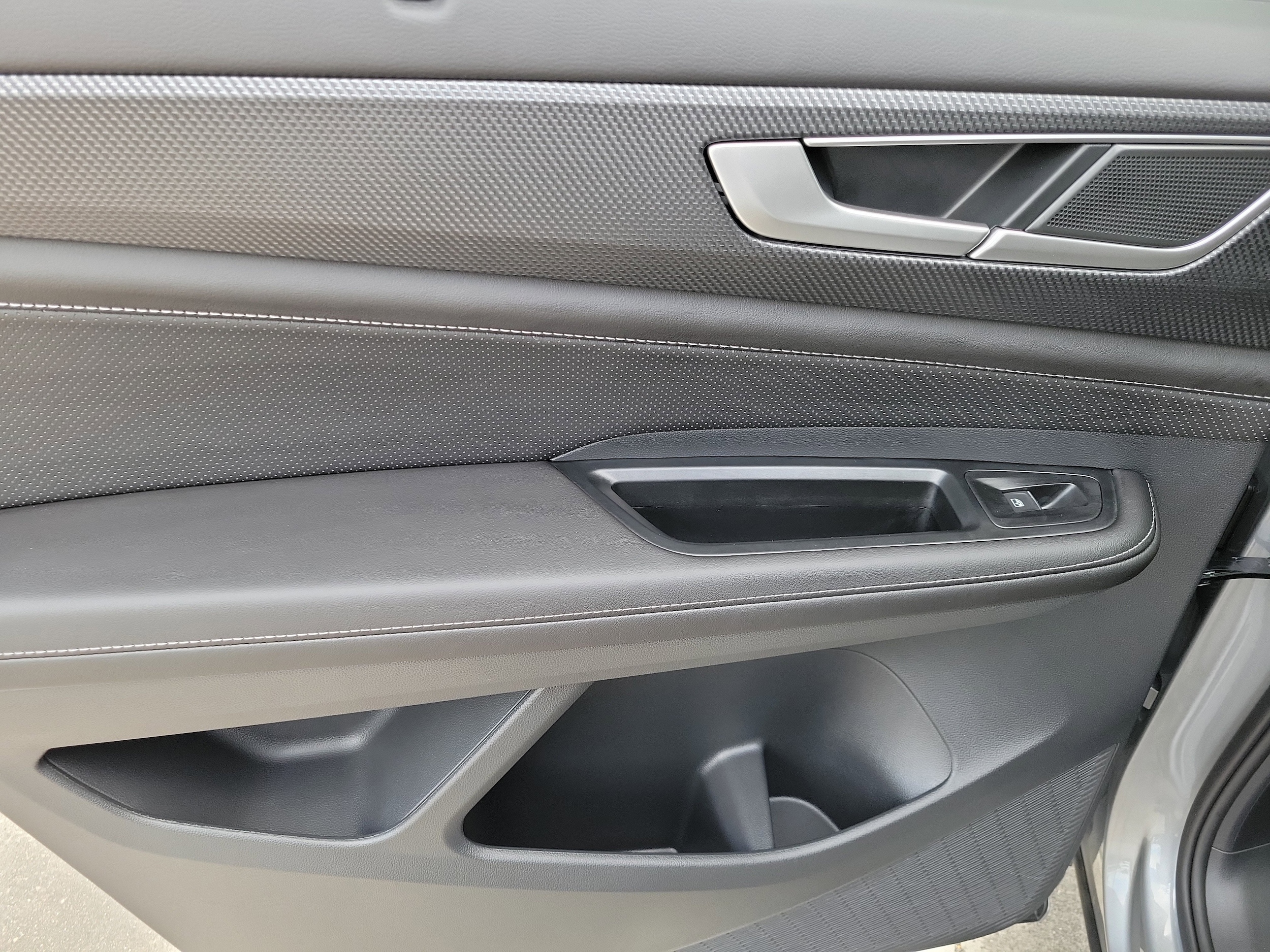 2026 Volkswagen Atlas Cross Sport SEL R-LINE - Photo 17