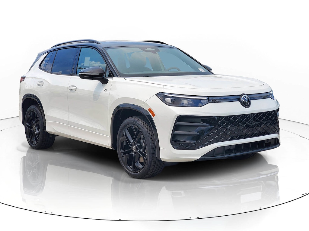 New 2026 Volkswagen Tiguan SE R-Line Black SUV