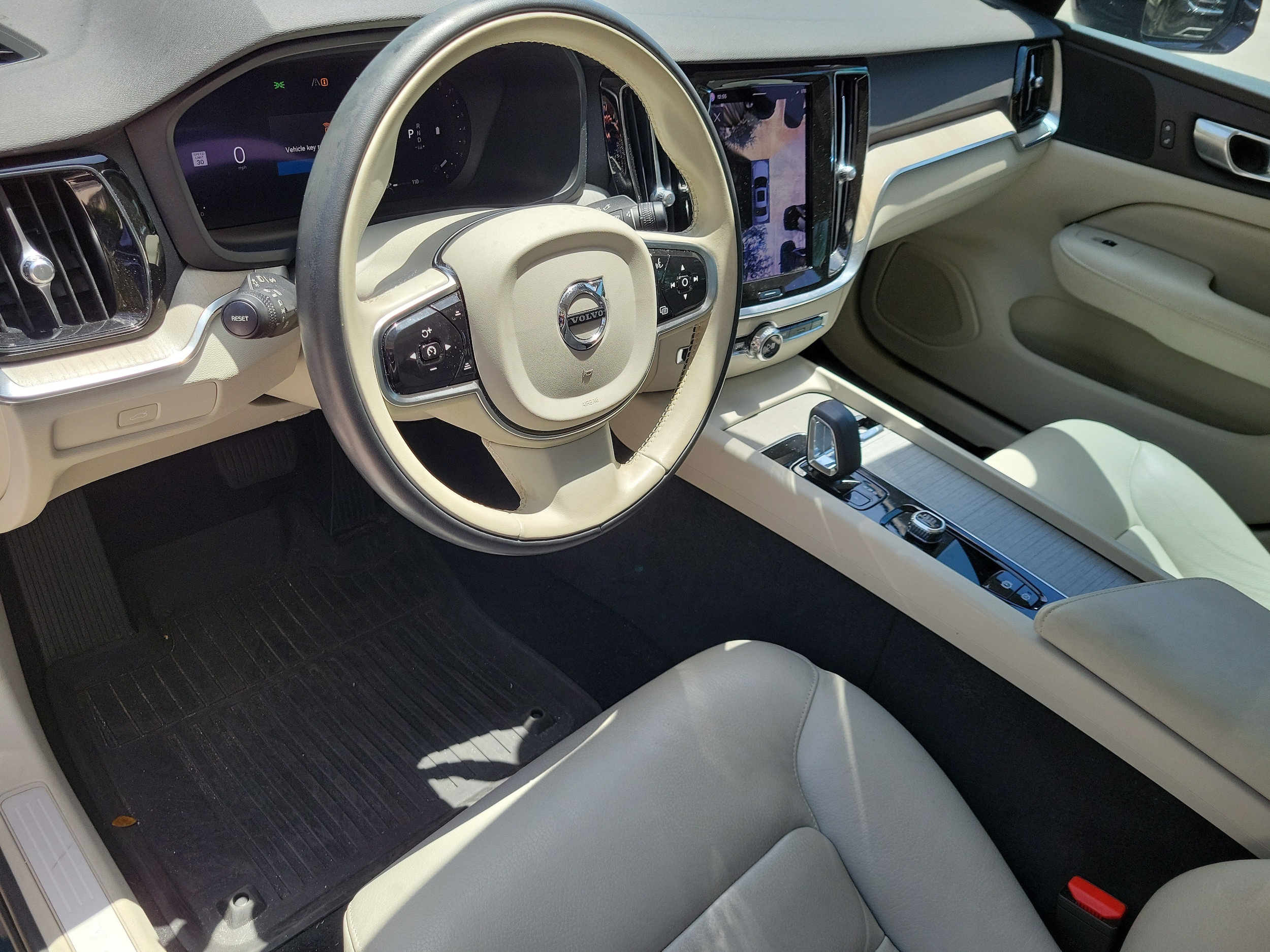2024 Volvo S60 Plus - Photo 16