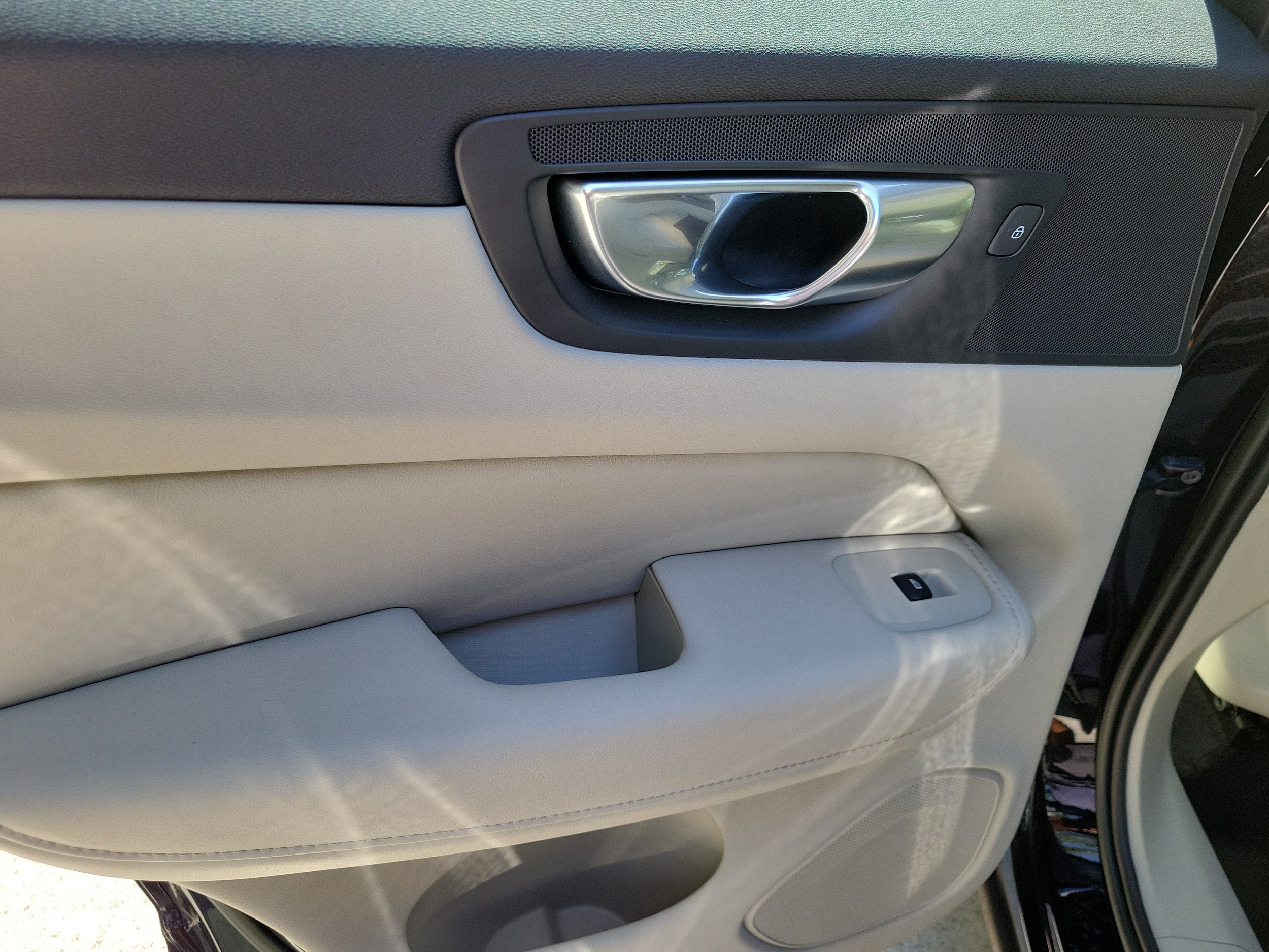 2023 Volvo XC60 Core - Photo 15
