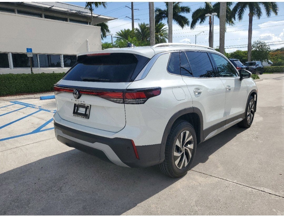 2026 Volkswagen Tiguan S photo 3