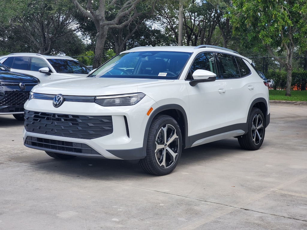 New 2026 Volkswagen Tiguan 2.0T SE SUV