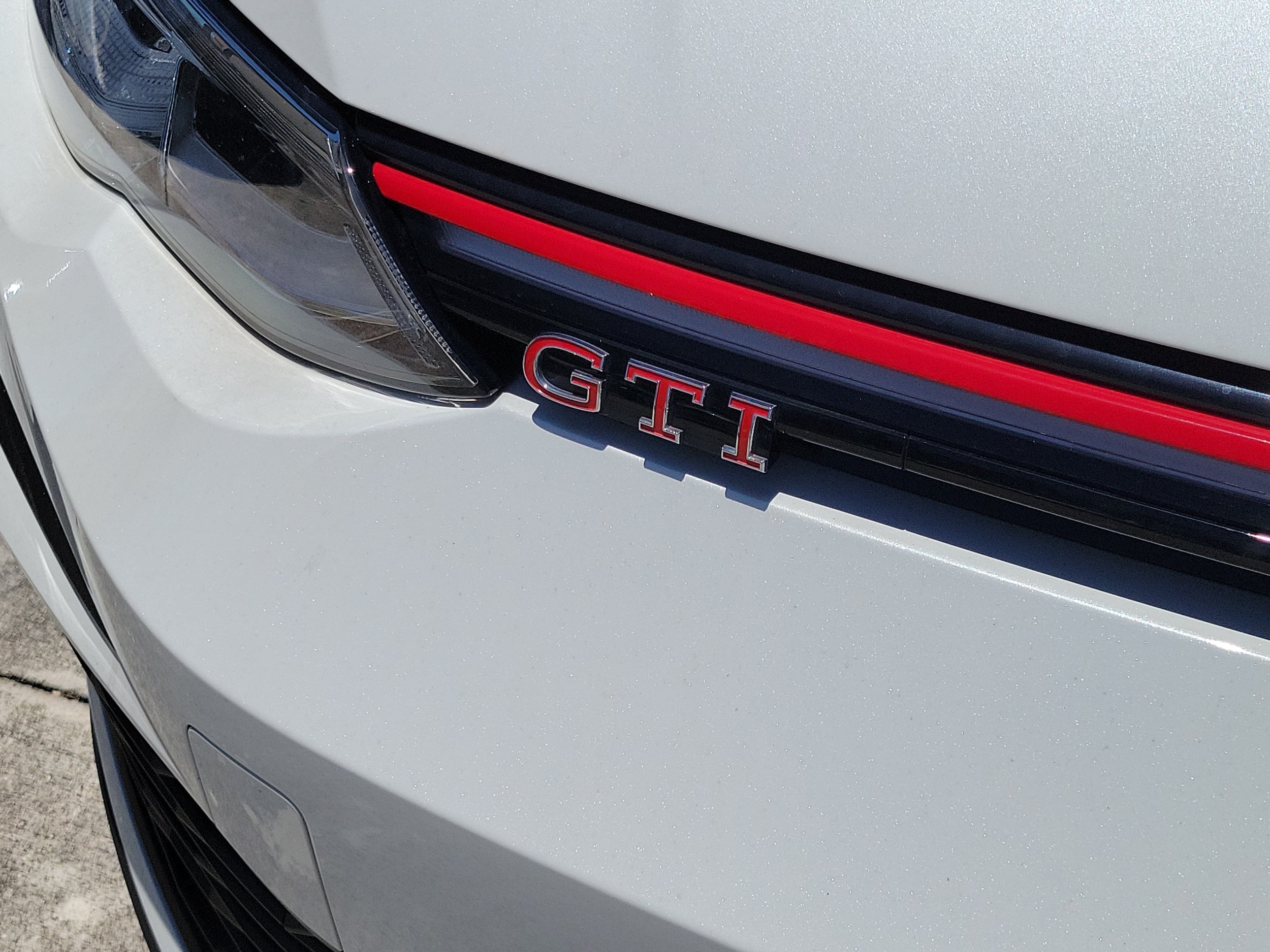 2024 Volkswagen Golf GTI SE - Photo 25