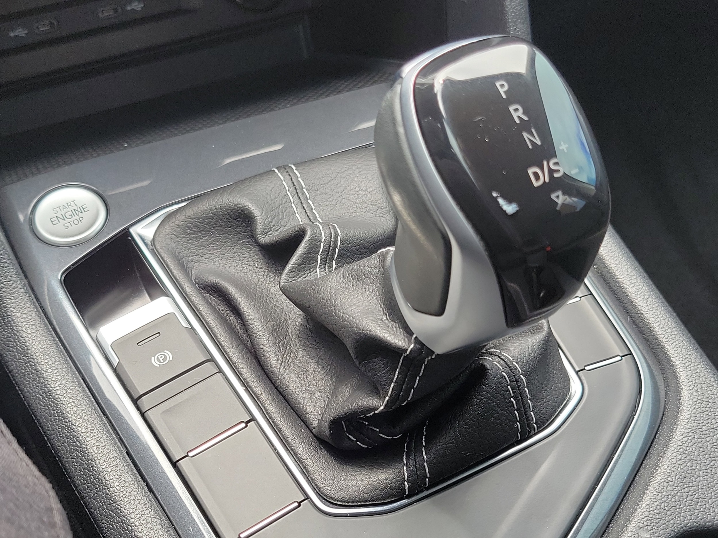 2023 Volkswagen Tiguan S - Photo 26