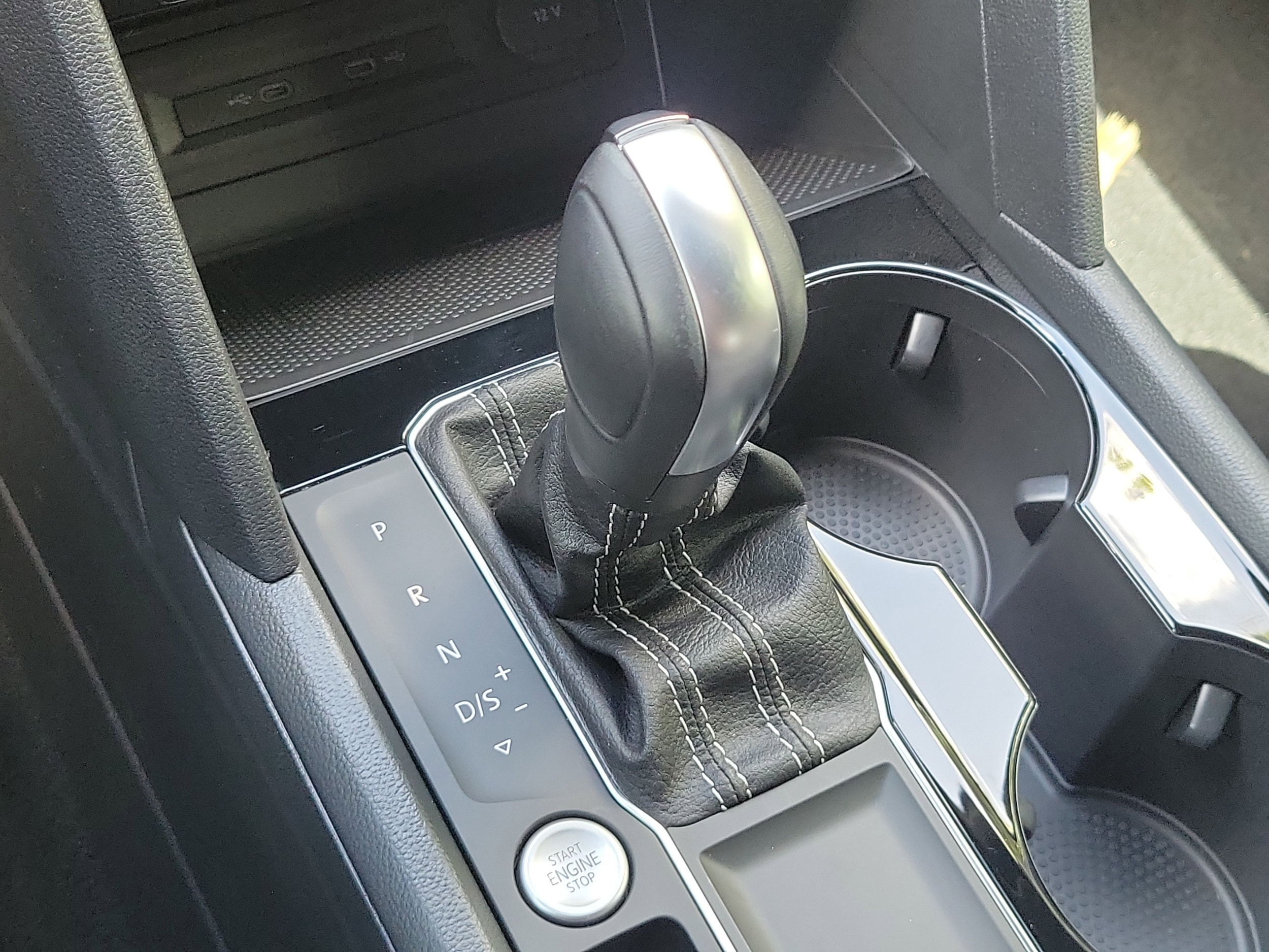 2023 Volkswagen Atlas Cross Sport SE w/Tech - Photo 27