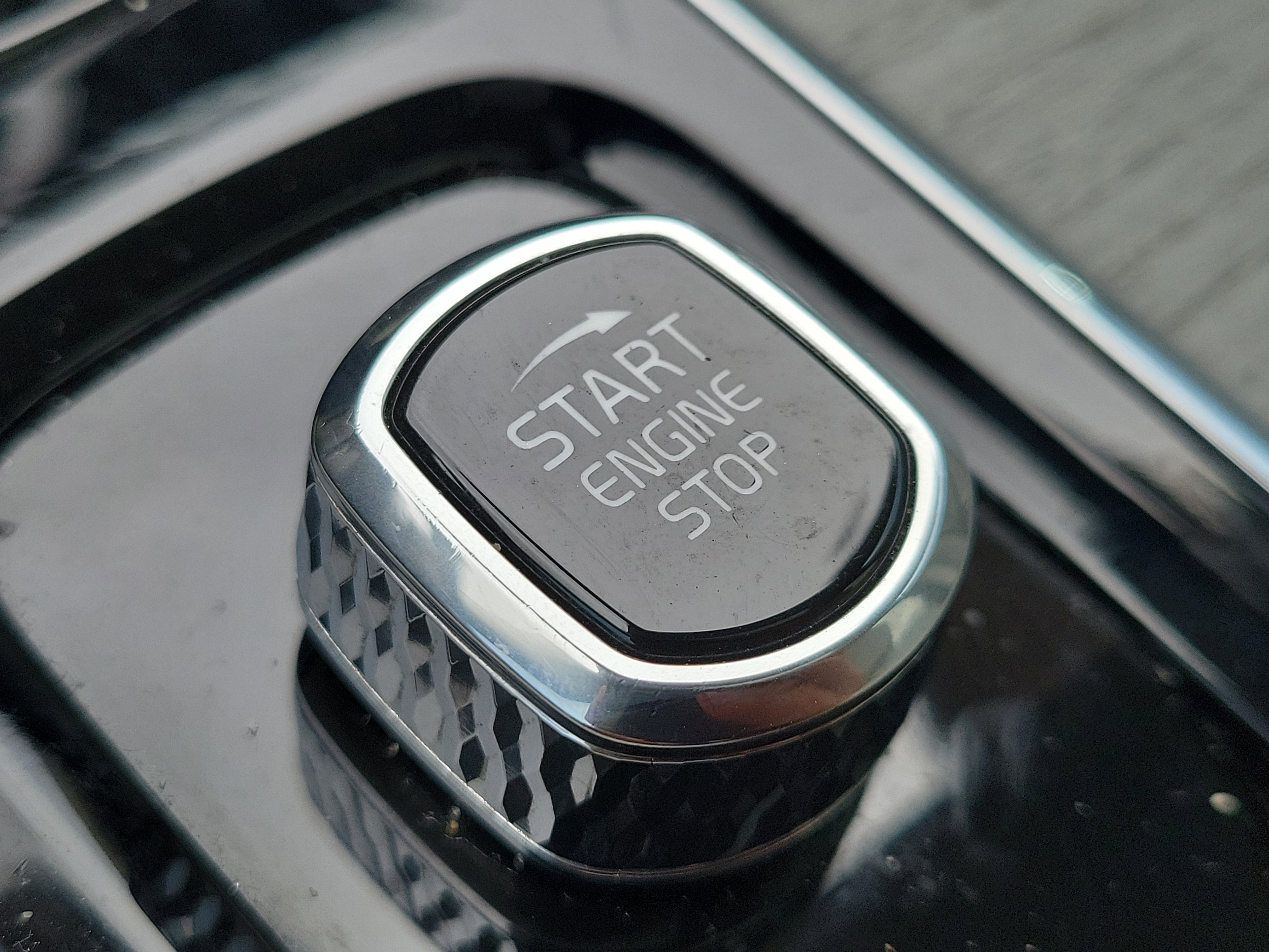 2023 Volvo XC60 Plus - Photo 25