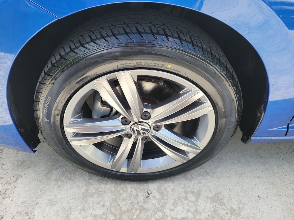 Used 2023 Volkswagen Jetta 1.5T SE Sedan