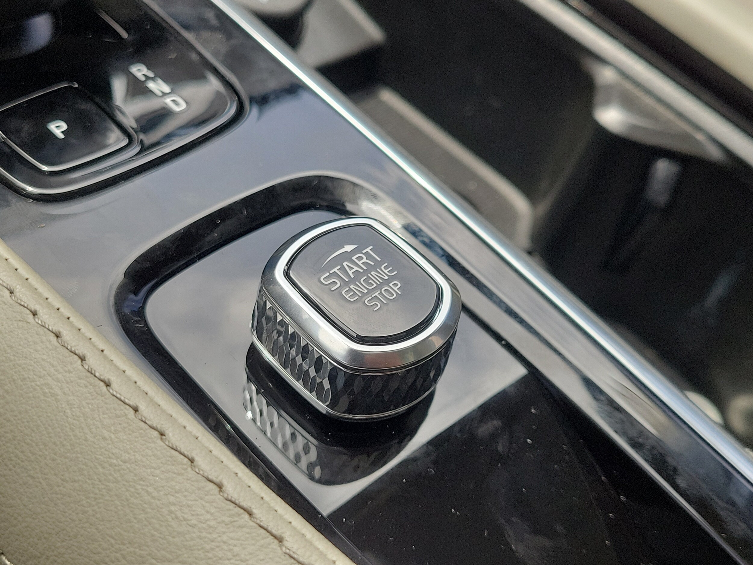 2023 Volvo XC90 Plus - Photo 29
