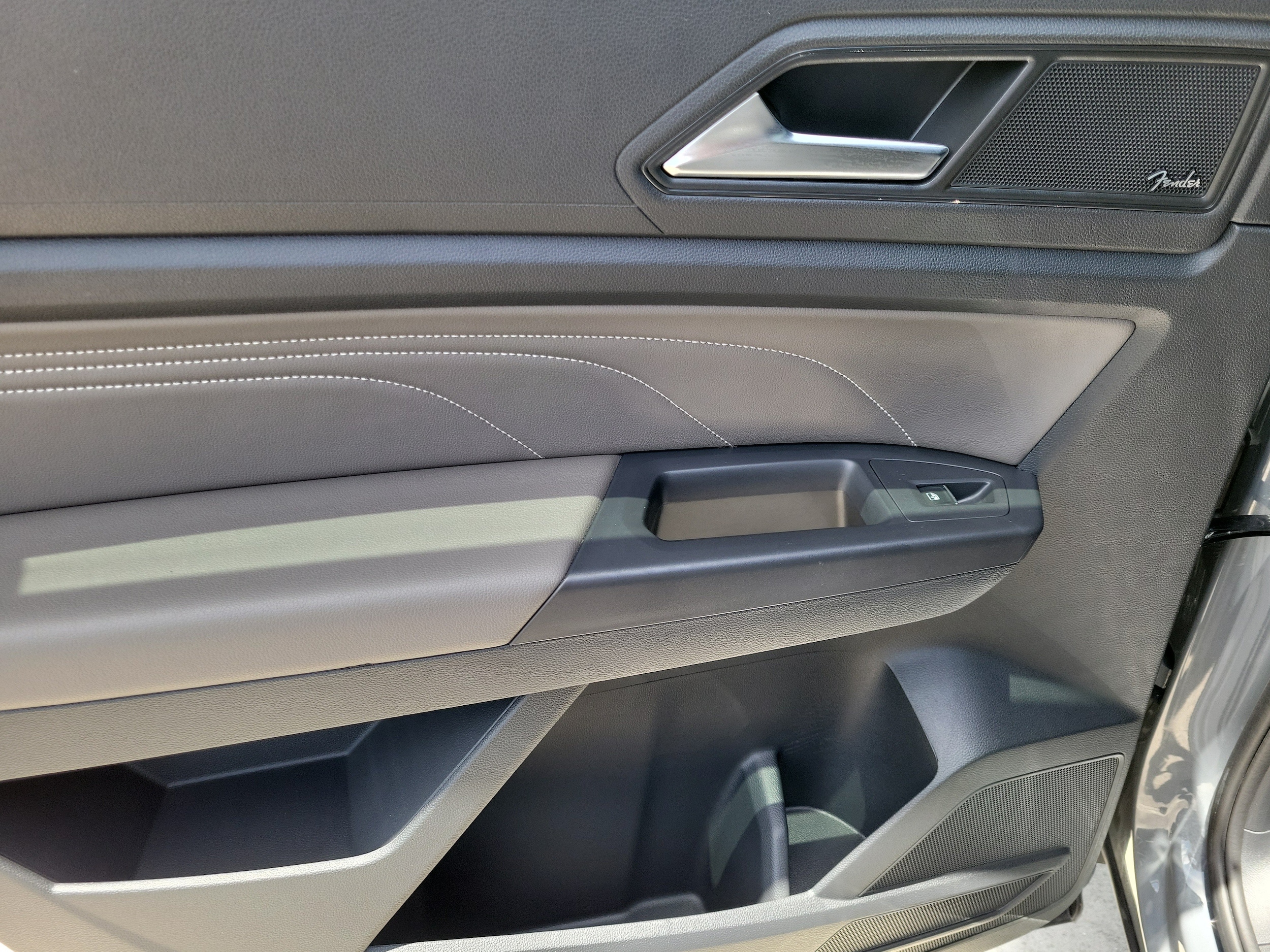 2023 Volkswagen Atlas Cross Sport SEL Premium R-Line - Photo 15